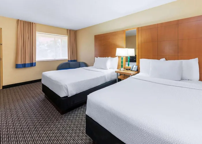 La Quinta By Wyndham Fort Lauderdale Pompano Beach